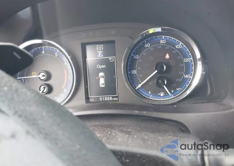 2018 Toyota Corolla Se from USA, damaged, VIN 5YFBURHE9JP833028